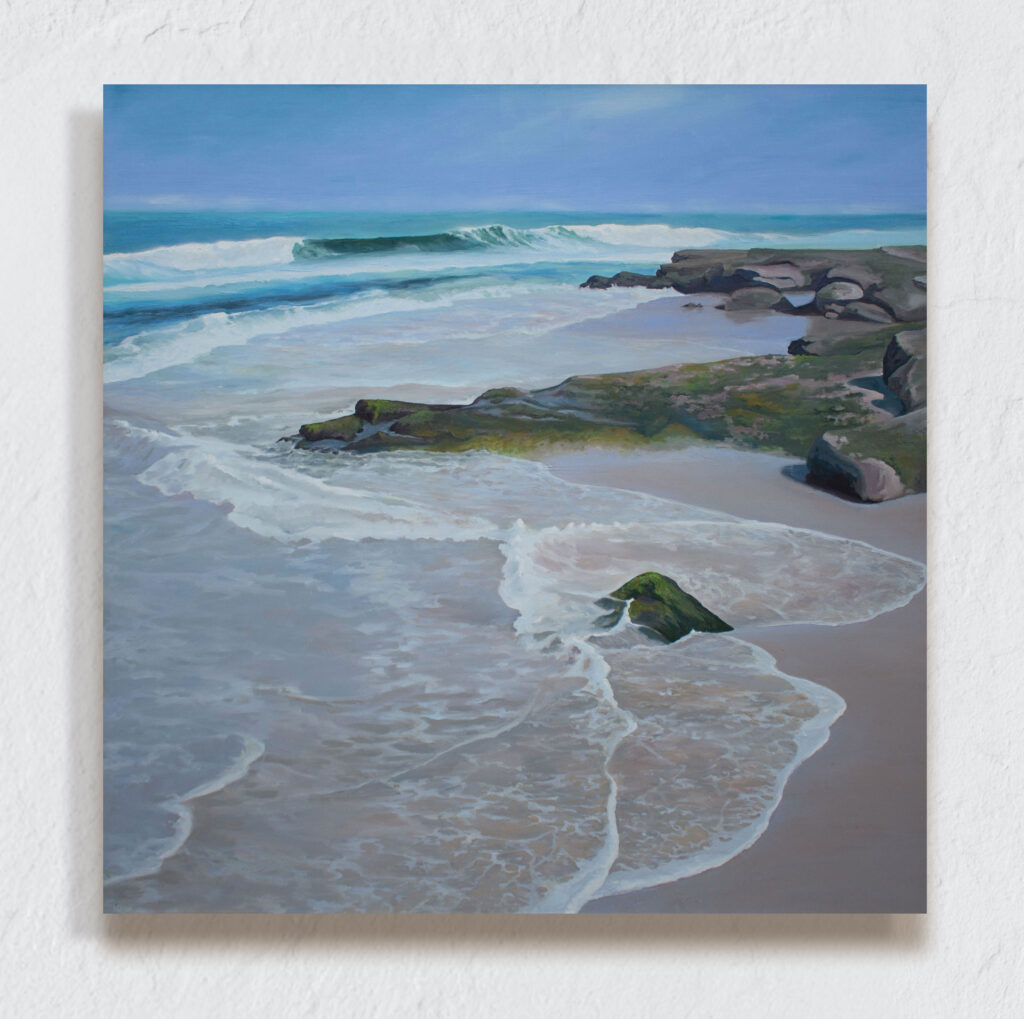 La Jolla's Windimere Beach scene with ebb and flow of waves